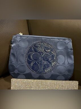 Coach Vintage Signature Wristlet